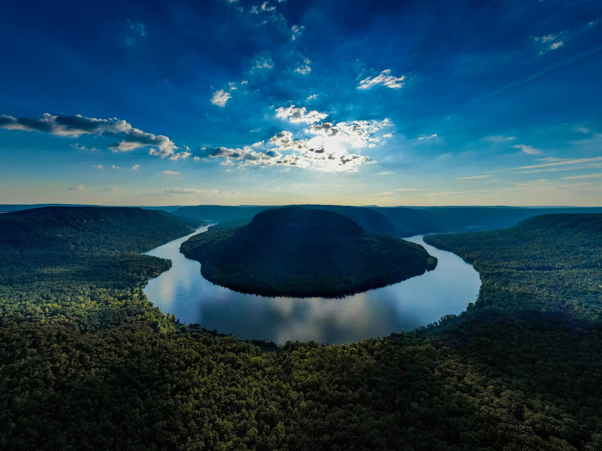 Aerial shot of the Tennessee River